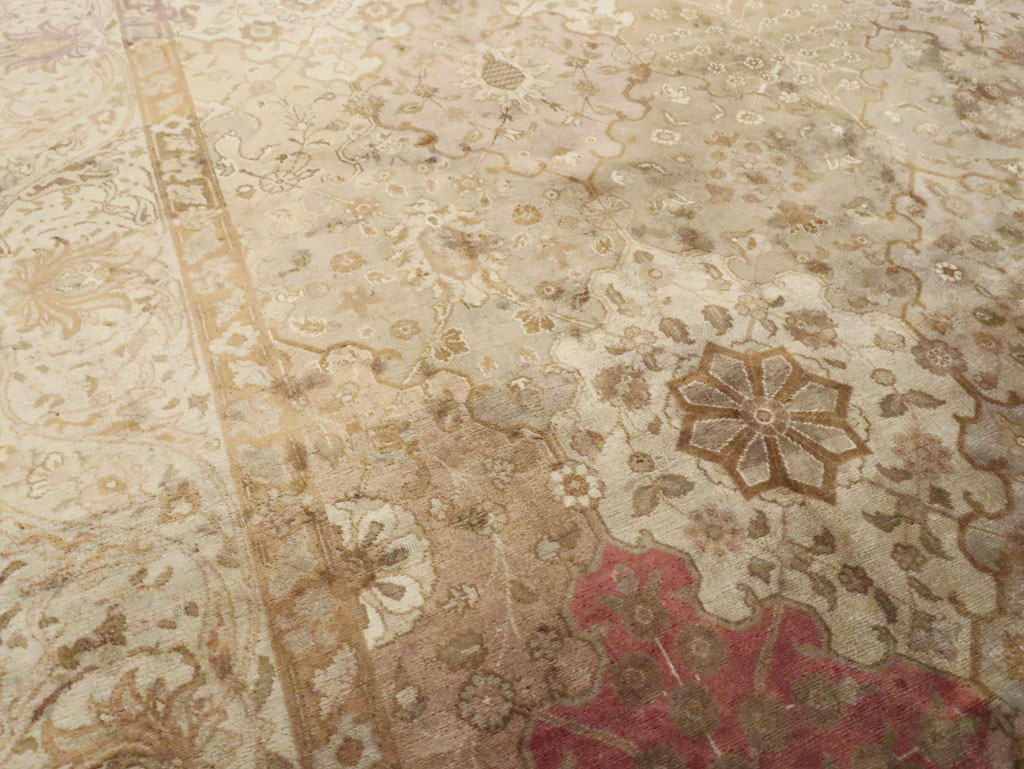 Antique Persian Tabriz Carpet, No.13411 - Galerie Shabab