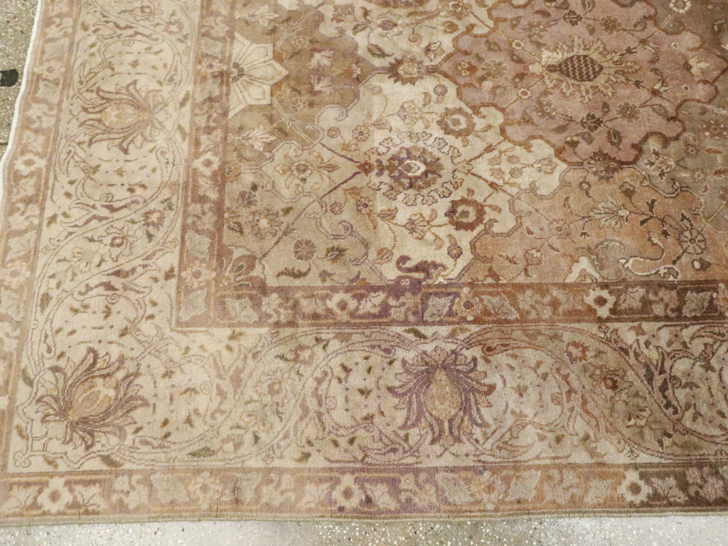 Antique Persian Tabriz Carpet, No.13411 - Galerie Shabab