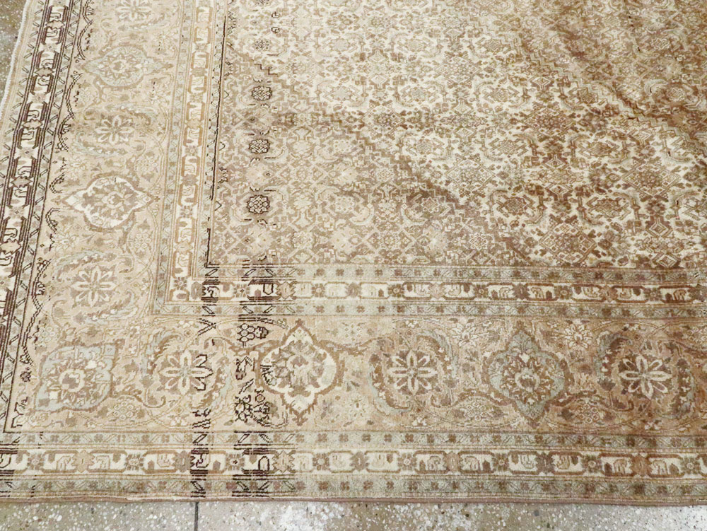 Vintage Persian Tabriz Carpet, No.13420 - Galerie Shabab