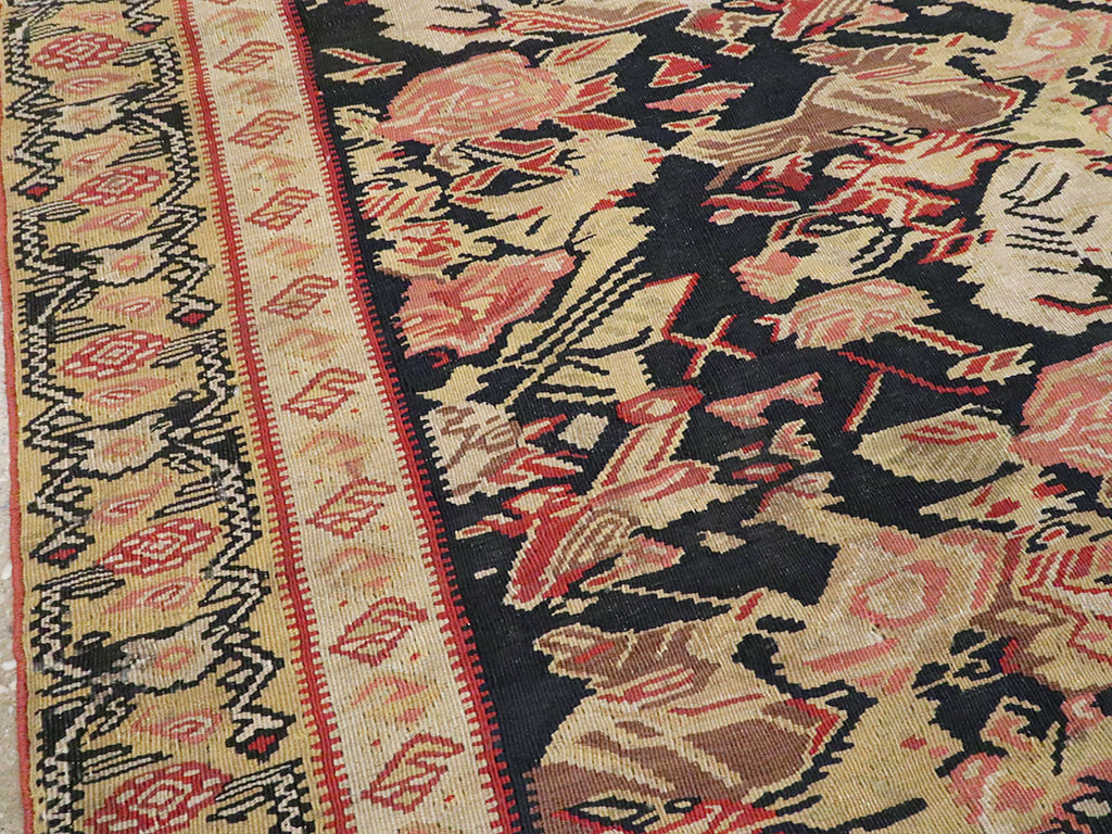 Antique Persian Senneh Kilim, No.13433 - Galerie Shabab