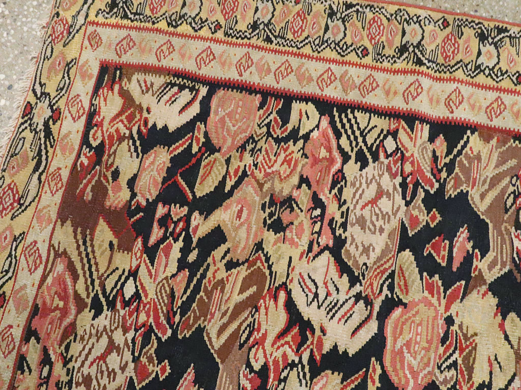 Antique Persian Senneh Kilim, No.13433 - Galerie Shabab