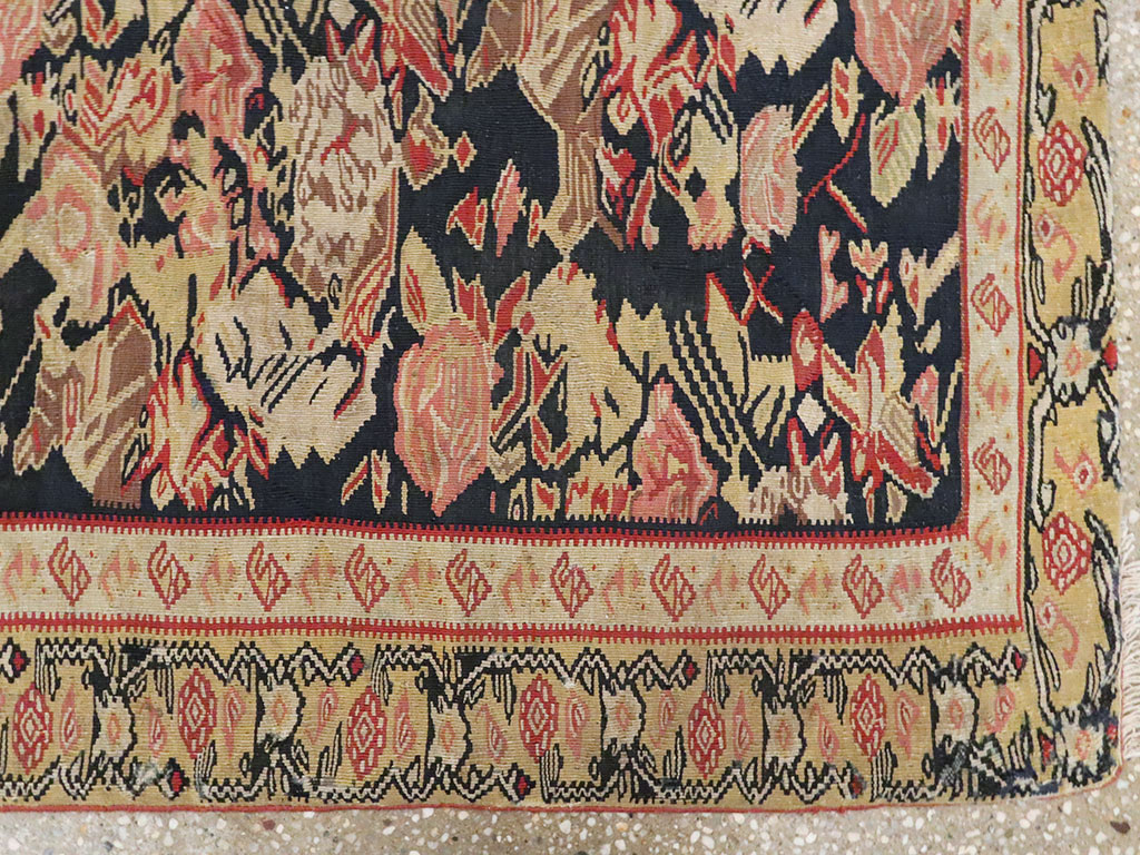 Antique Persian Senneh Kilim, No.13433 - Galerie Shabab