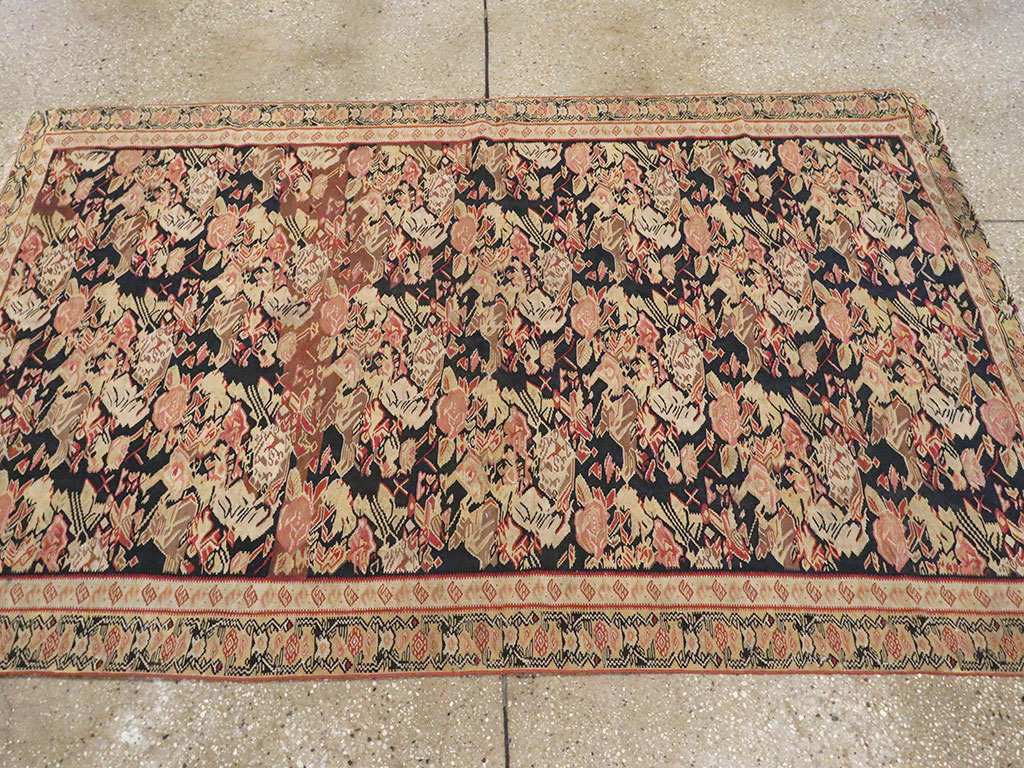 Antique Persian Senneh Kilim, No.13433 - Galerie Shabab
