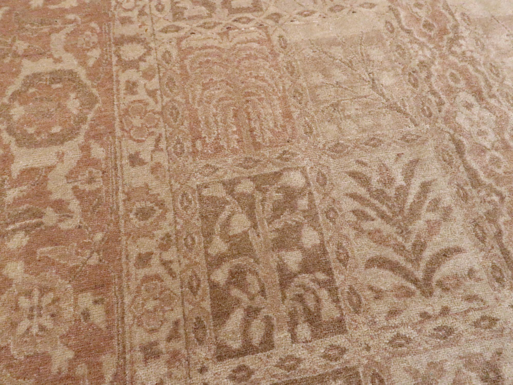 Antique Persian Tabriz Rug, No.13441 - Galerie Shabab