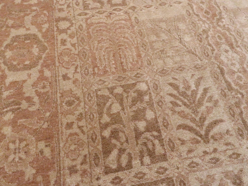 Antique Persian Tabriz Rug, No.13441 - Galerie Shabab