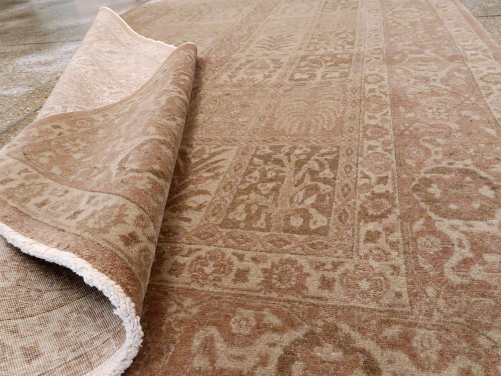 Antique Persian Tabriz Rug, No.13441 - Galerie Shabab