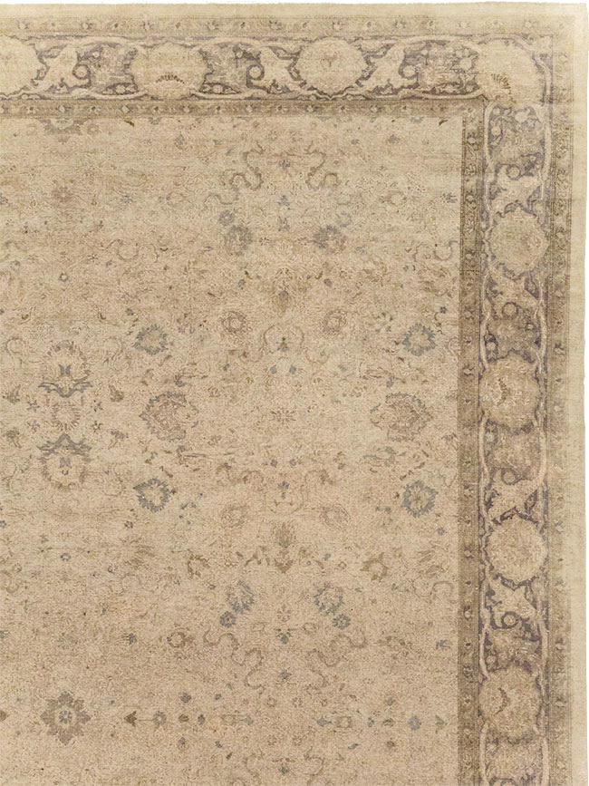 Antique Turkish Herekeh Oversize Carpet, No.13453 - Galerie Shabab