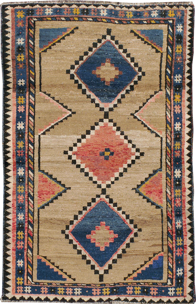 Vintage Persian Gabbeh Rug, No.13472 - Galerie Shabab