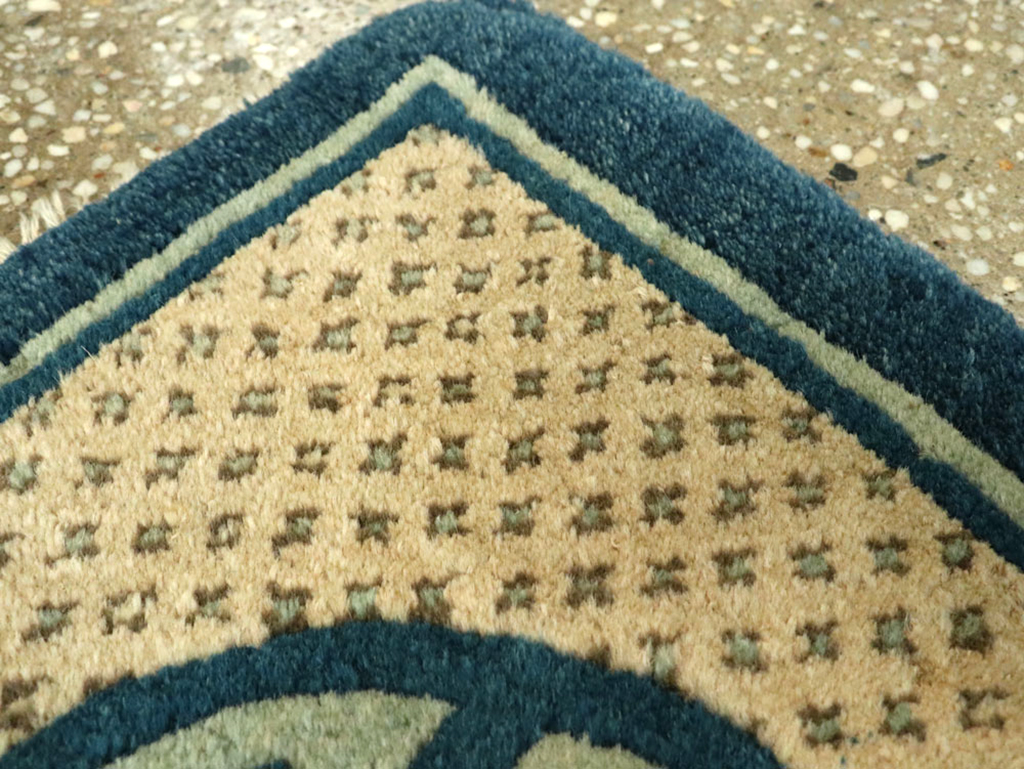 Antique Chinese Peking Rug, No.13478 - Galerie Shabab