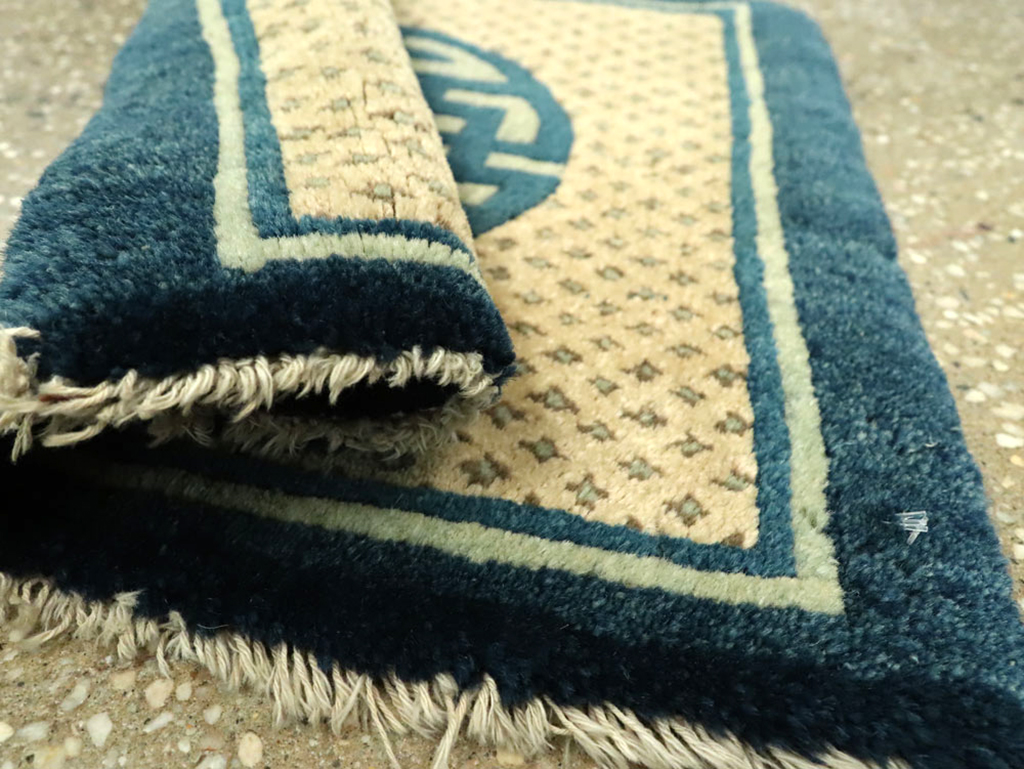 Antique Chinese Peking Rug, No.13478 - Galerie Shabab