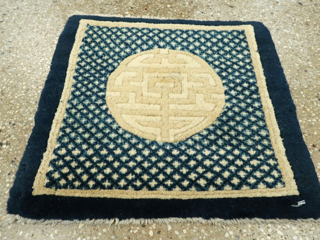 Antique Chinese Peking Rug, No.13504 - Galerie Shabab