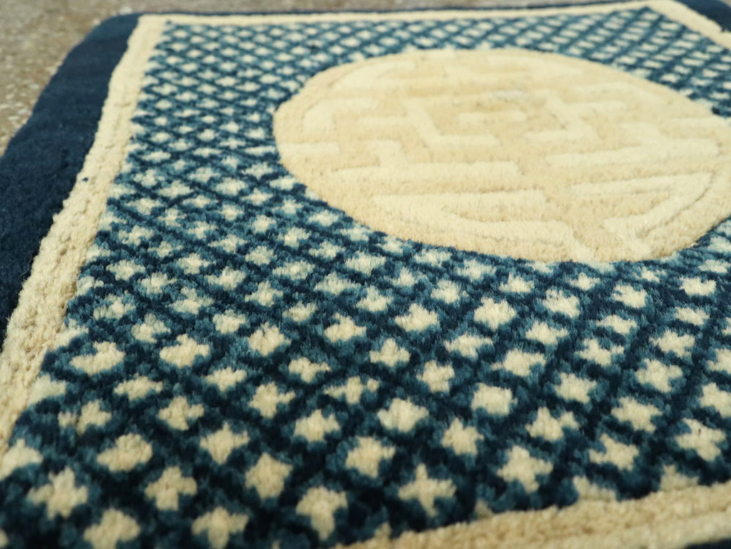 Antique Chinese Peking Rug, No.13504 - Galerie Shabab