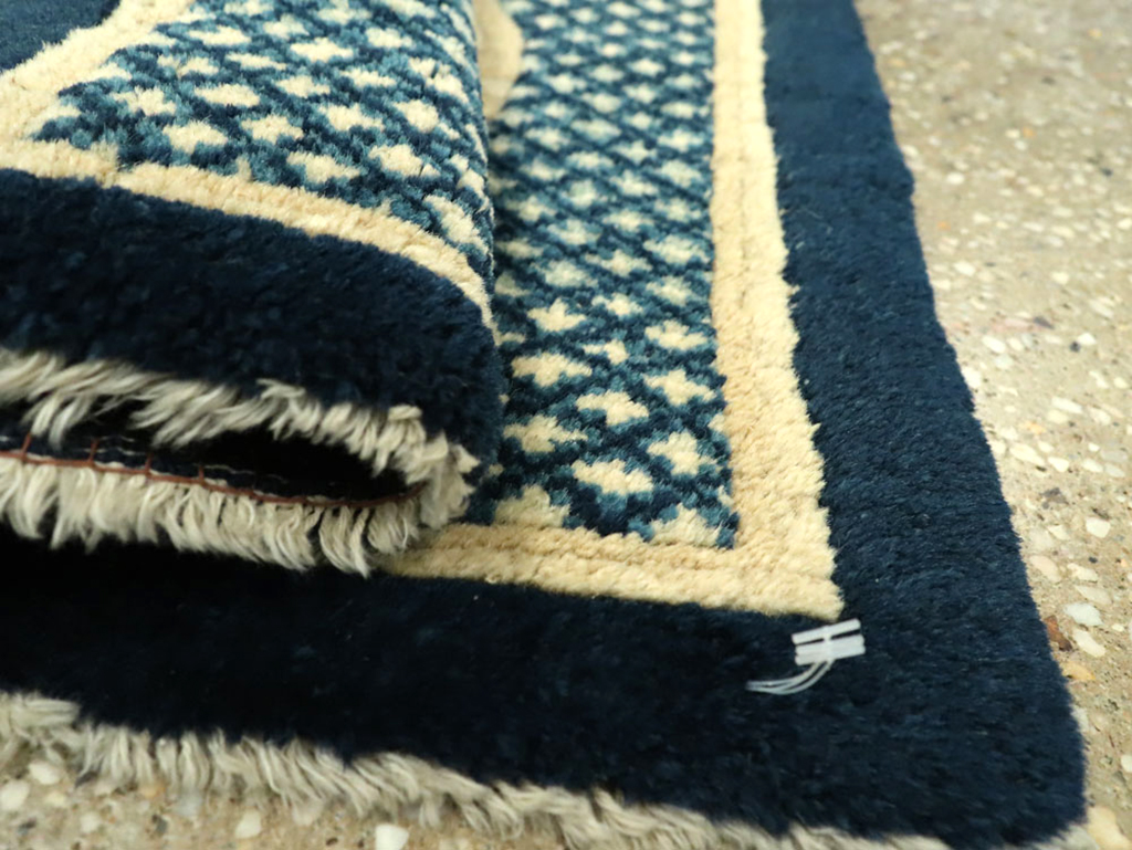 Antique Chinese Peking Rug, No.13504 - Galerie Shabab