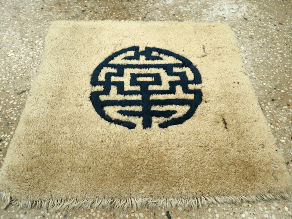 Antique Chinese Peking Rug, No.13505 - Galerie Shabab
