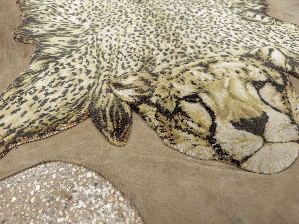 Persian Tabriz Lion Rug, No.13514 - Galerie Shabab