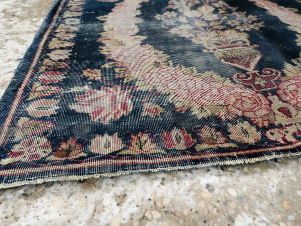 Antique Persian Kashan Silk Rug, No.13518 - Galerie Shabab