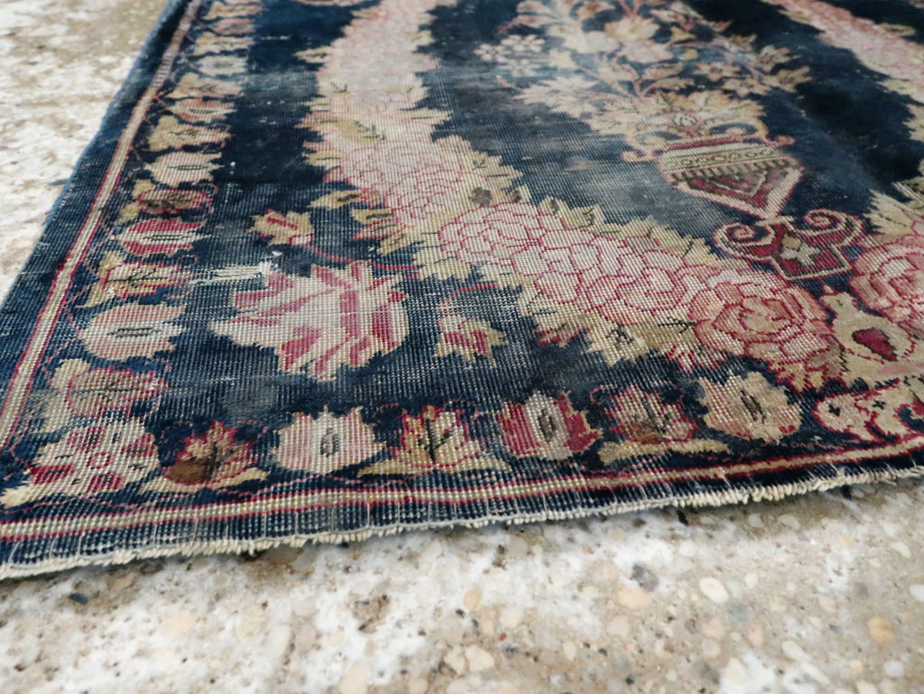 Antique Persian Kashan Silk Rug, No.13518 - Galerie Shabab