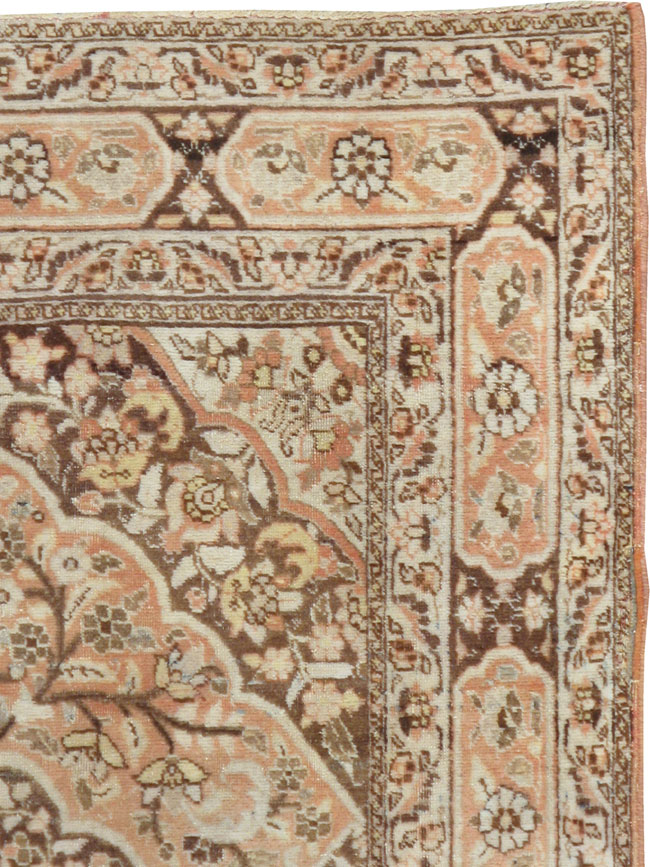 A Tabriz Rug, No.13566 - Galerie Shabab