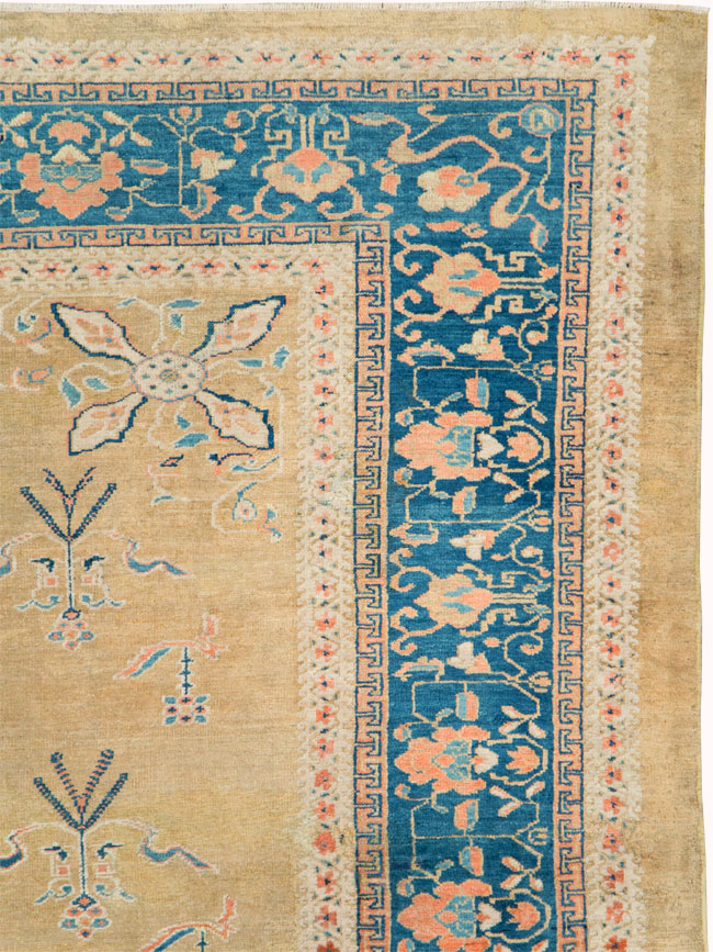 Antique Persian Malayer Square Carpet, No.13568 - Galerie Shabab