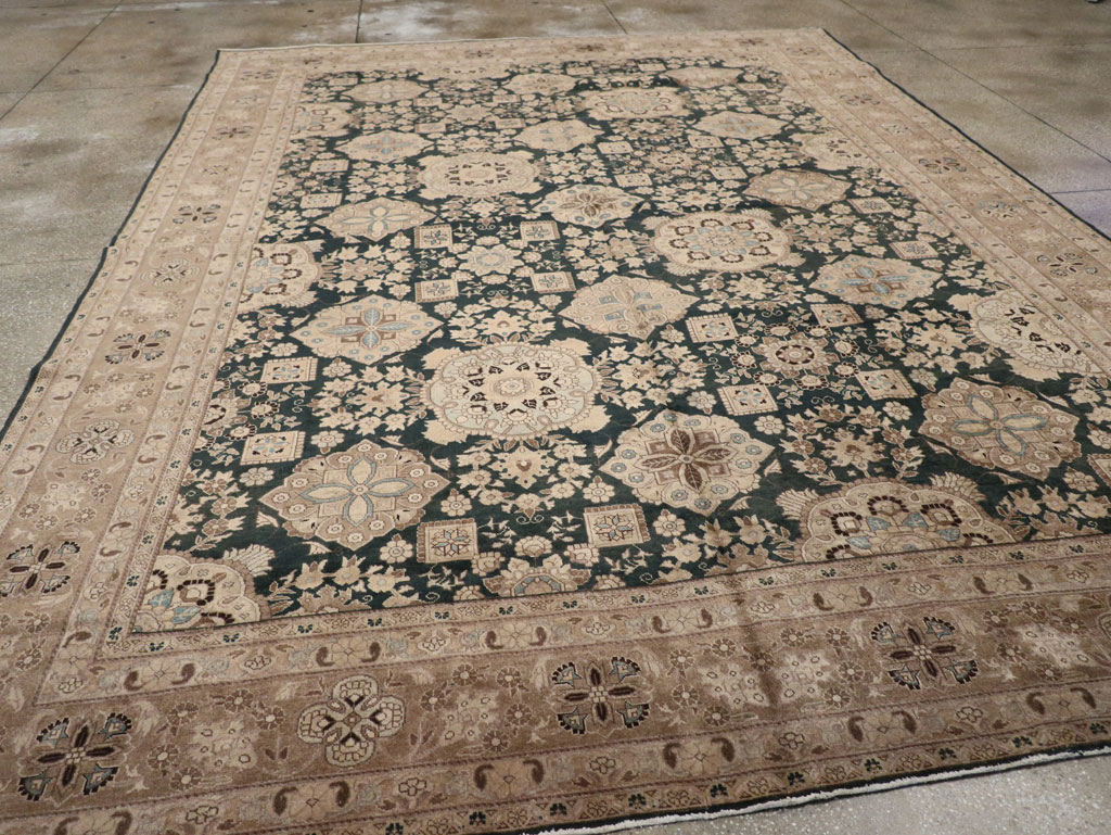 Antique Persian Tabriz Carpet, No.13641 - Galerie Shabab