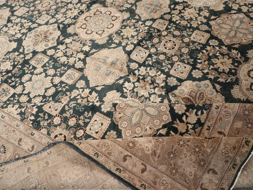 Antique Persian Tabriz Carpet, No.13641 - Galerie Shabab