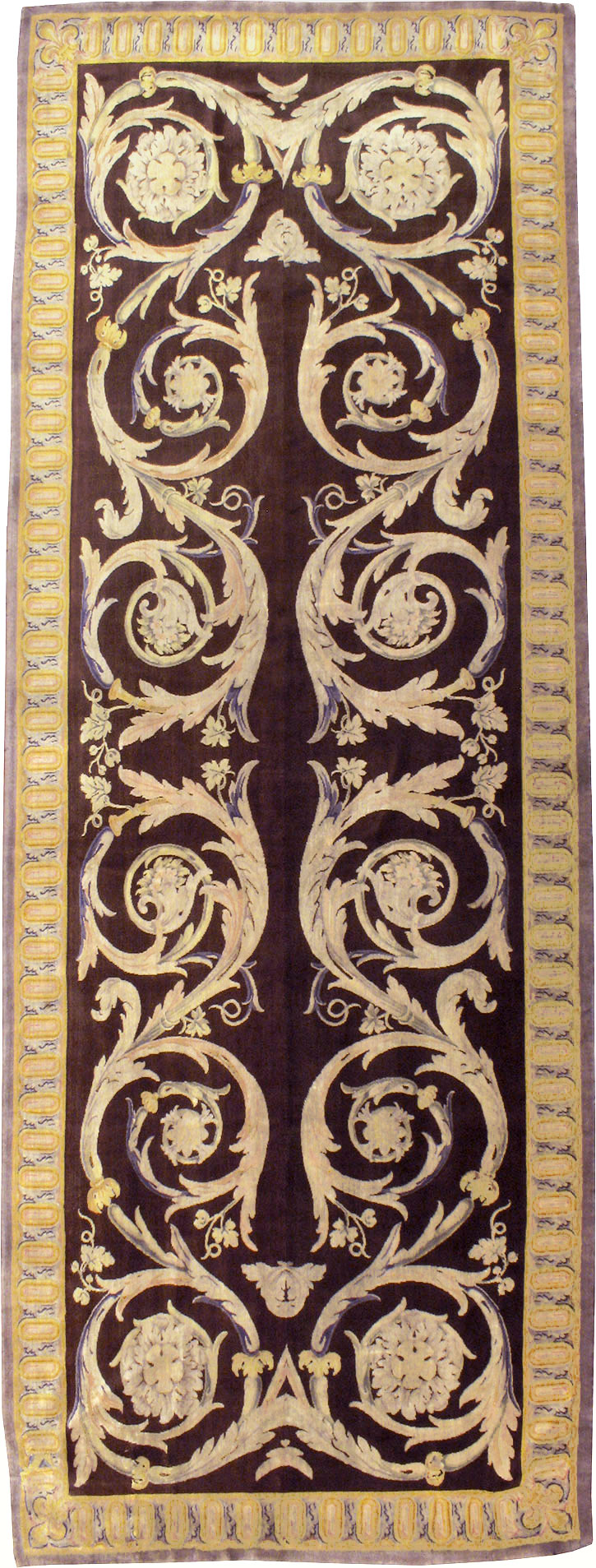 Antique French Savonnerie Carpet, No.13648 - Galerie Shabab