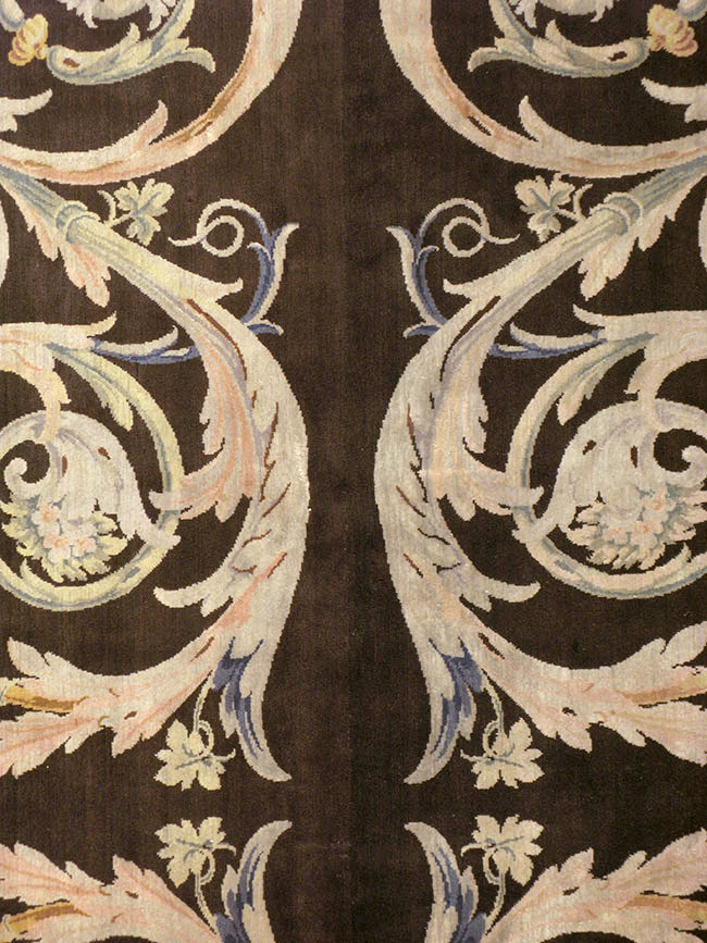 Antique French Savonnerie Carpet, No.13648 - Galerie Shabab
