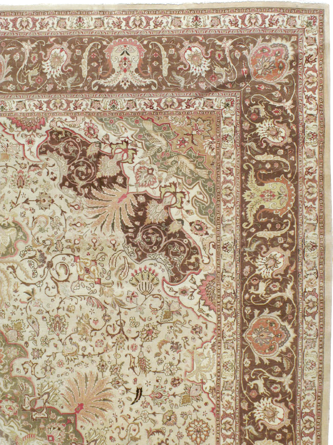 Antique Persian Tabriz Carpet, No.13660 - Galerie Shabab