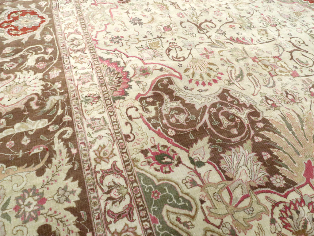 Antique Persian Tabriz Carpet, No.13660 - Galerie Shabab
