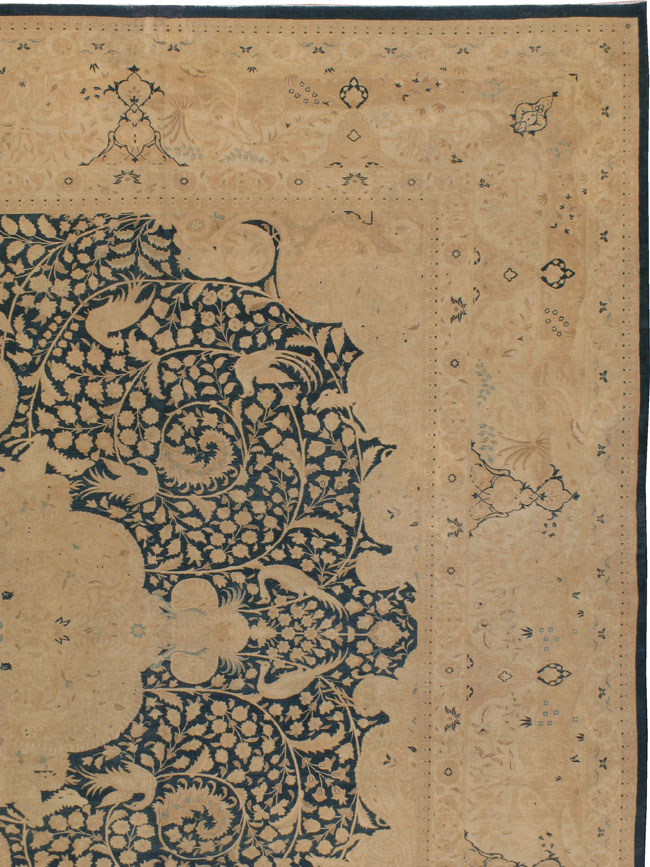 A Tabriz Carpet, No.13668 - Galerie Shabab