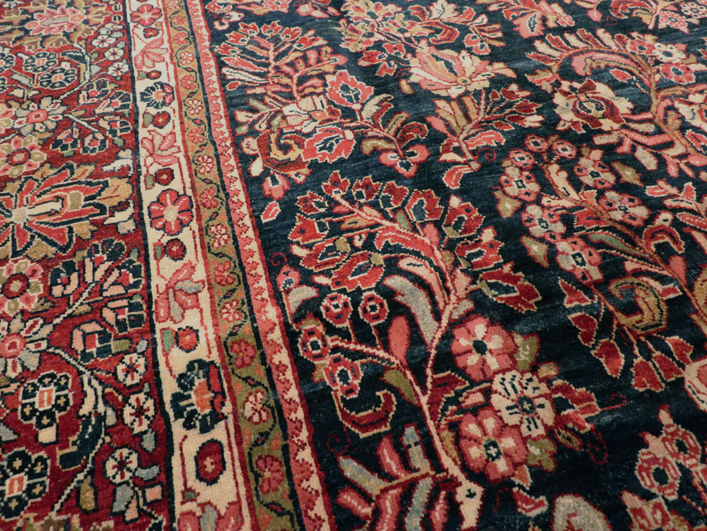 Vintage Persian Sarouk Carpet, No.13682 - Galerie Shabab
