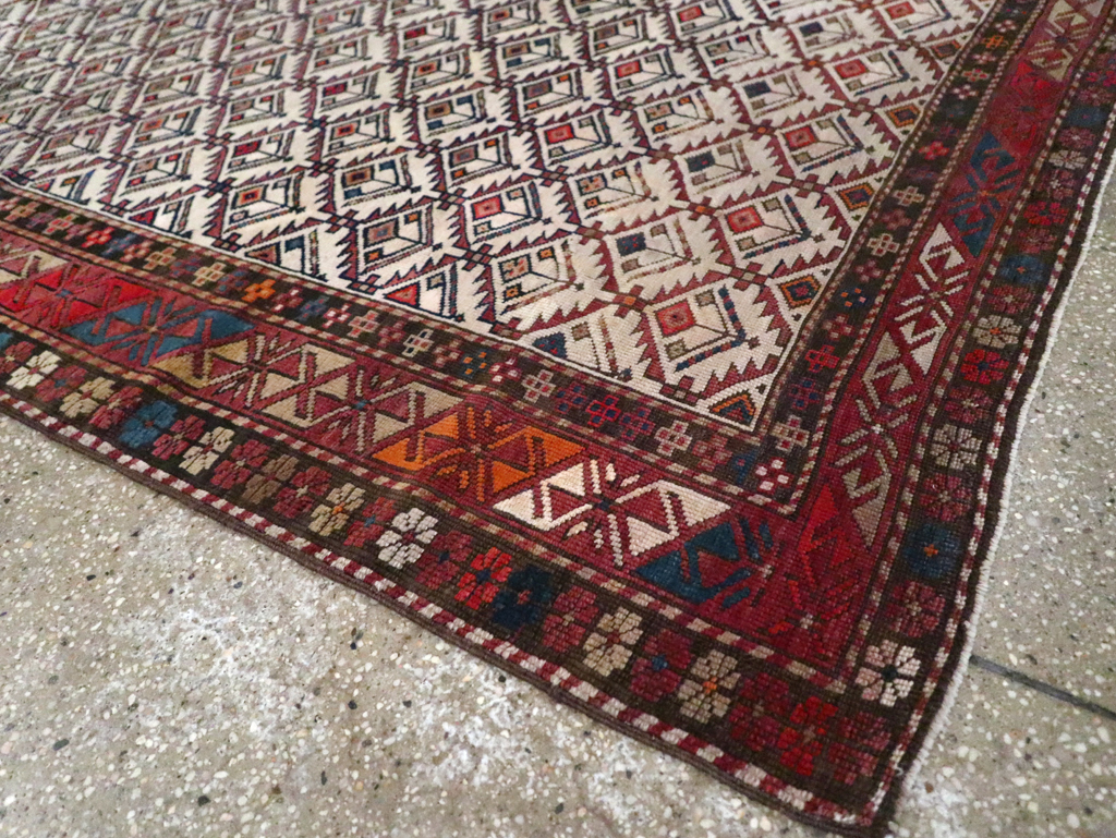 Antique Caucasian Shirvan Rug, No.13718 - Galerie Shabab