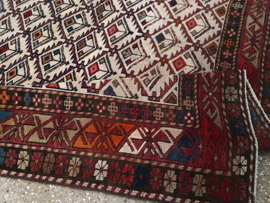 Antique Caucasian Shirvan Rug, No.13718 - Galerie Shabab