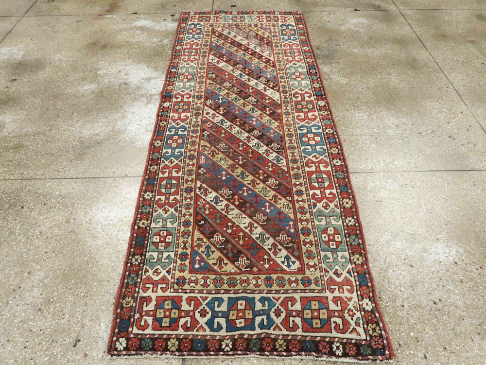 Antique Caucasian Kazak Long Rug, No.13719 - Galerie Shabab