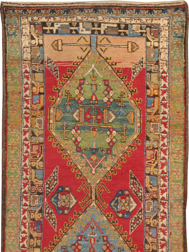 Antique Persian Heriz Runner, No.13769 - Galerie Shabab