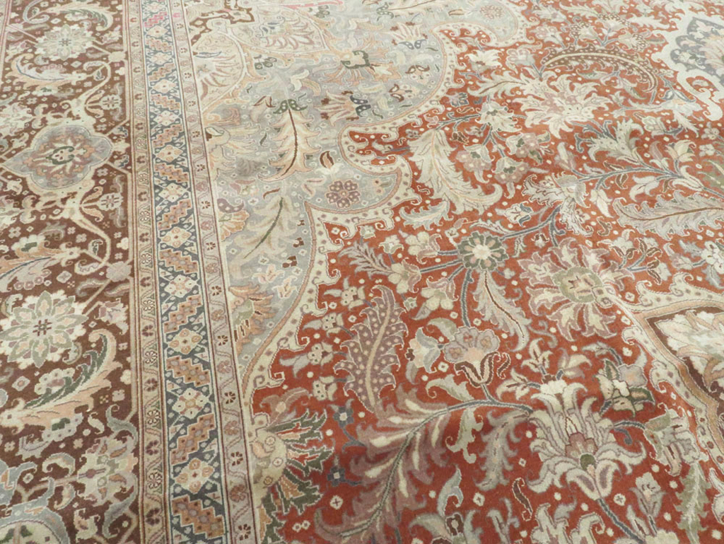 Vintage Persian Tabirz Carpet, No.13815 - Galerie Shabab