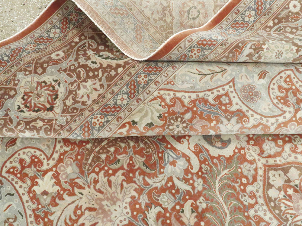 Vintage Persian Tabirz Carpet, No.13815 - Galerie Shabab