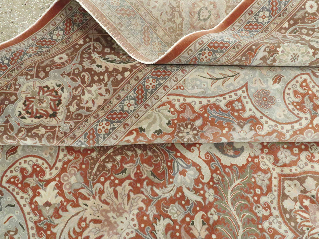 Vintage Persian Tabirz Carpet, No.13815 - Galerie Shabab