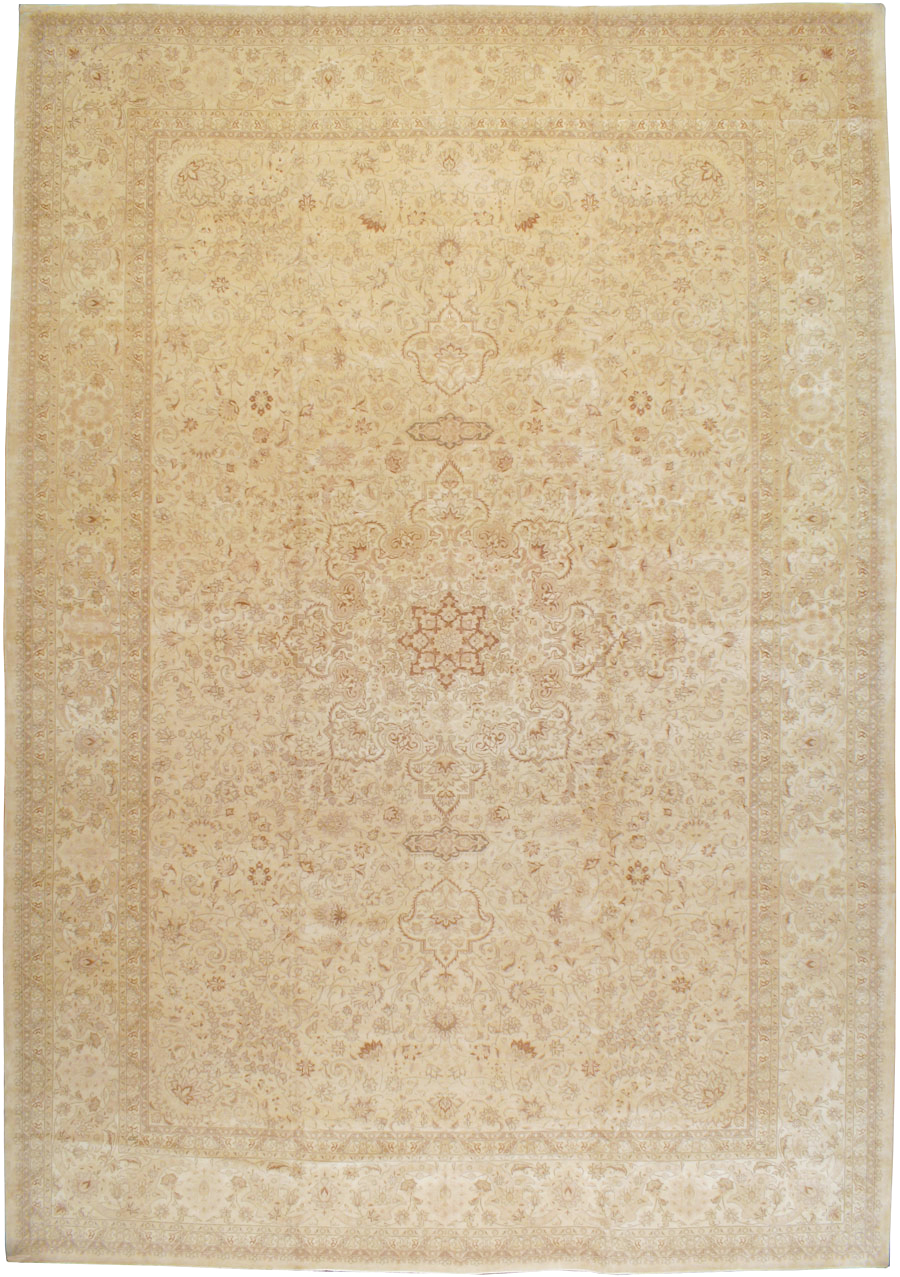 Antique Persian Tabriz Carpet, No.13817 - Galerie Shabab