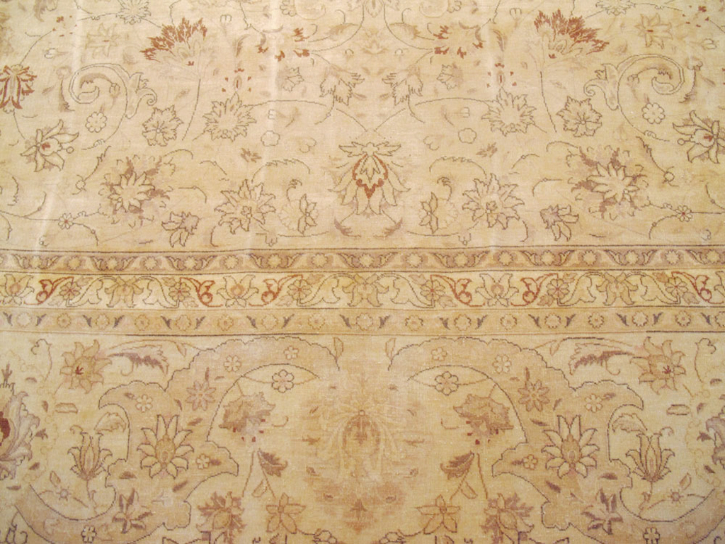 Antique Persian Tabriz Carpet, No.13817 - Galerie Shabab