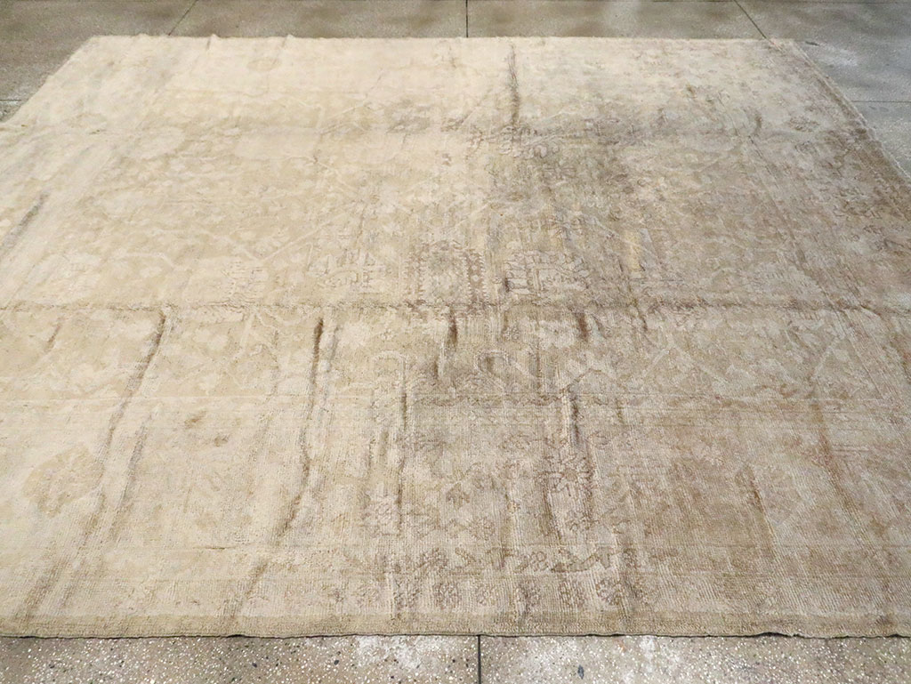 Vintage Turkish Oushak Carpet, No.13835 - Galerie Shabab
