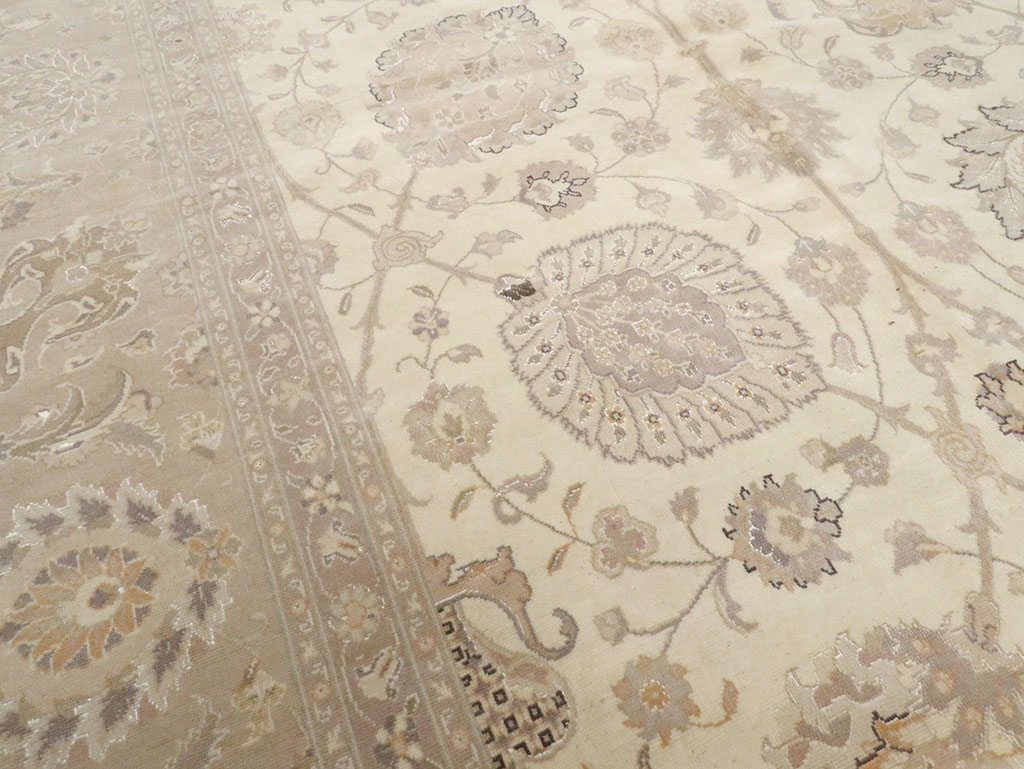 Vintage Persian Tabriz Carpet, No.13844 - Galerie Shabab