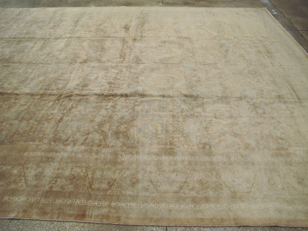 Vintage Persian Tabriz Carpet, No.13845 - Galerie Shabab