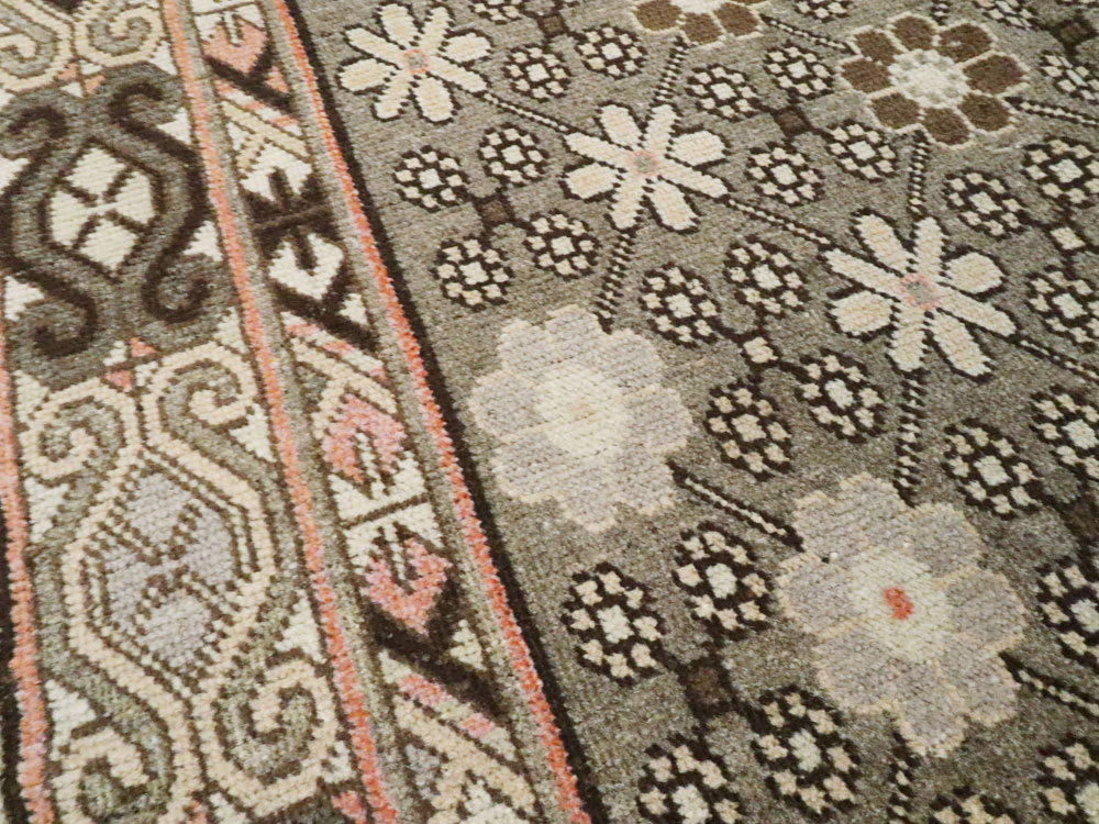 Vintage East Turkestan Khotan Rug, No.13885 - Galerie Shabab