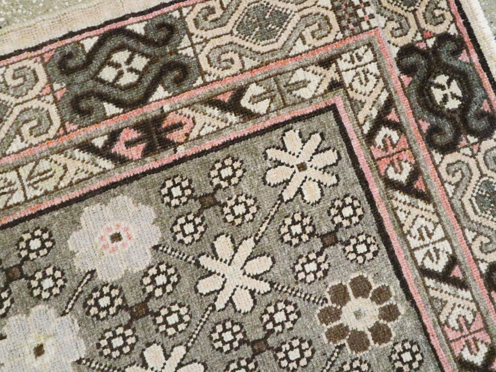 Vintage East Turkestan Khotan Rug, No.13885 - Galerie Shabab