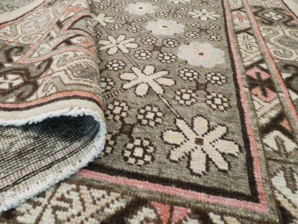 Vintage East Turkestan Khotan Rug, No.13885 - Galerie Shabab