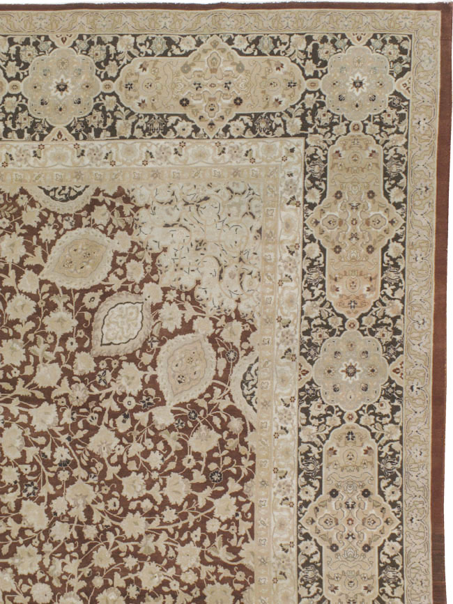 Antique Persian Tabriz Carpet, No.13900 - Galerie Shabab