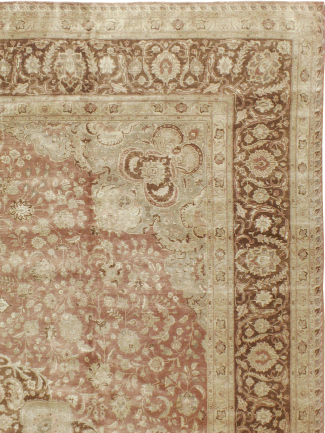Vintage Persian Tabirz Carpet, No.13901 - Galerie Shabab
