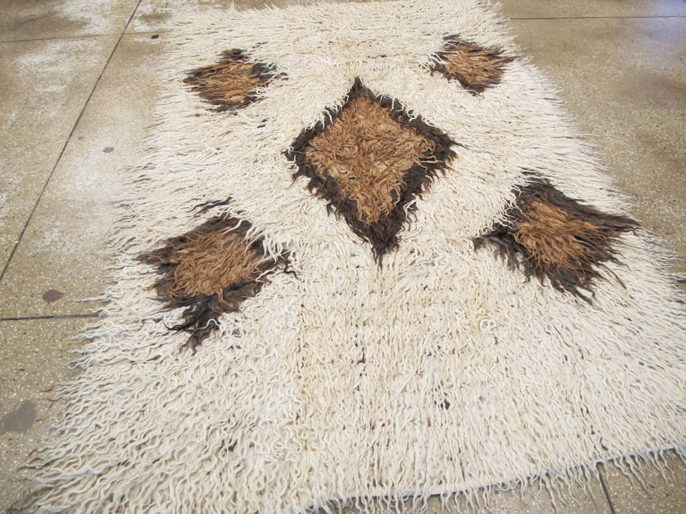 Vintage Turkish Tulu Rug, No.13906 - Galerie Shabab