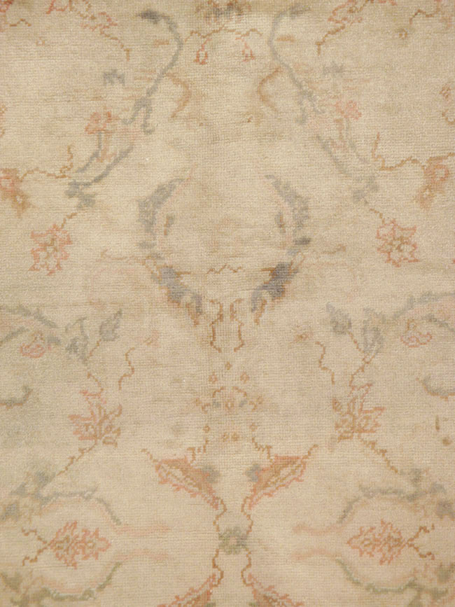Antique Turkish Oushak Carpet, No.13910 - Galerie Shabab